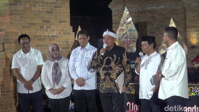 Pengumuman Timses Dedi Mulyadi-Erwan Setiawan