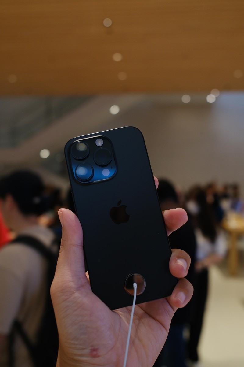 Penjualan perdana iPhone 16 di Malaysia