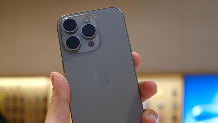 Penjualan perdana iPhone 16 di Malaysia