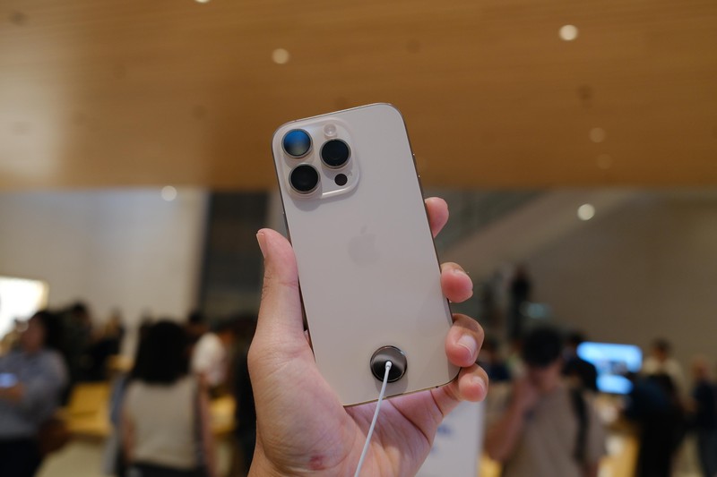 Penjualan perdana iPhone 16 di Malaysia