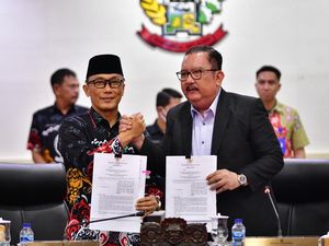 Pemprov-DPRD Sulsel Sepakati APBD Pokok 2025 Rp 9,378 Triliun