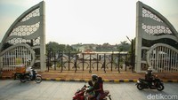Begini potret Alun-alun Barat dan Hutan Kota Depok di Sawangan, Depok, Jawa Barat, Jumat (20/9/2024).