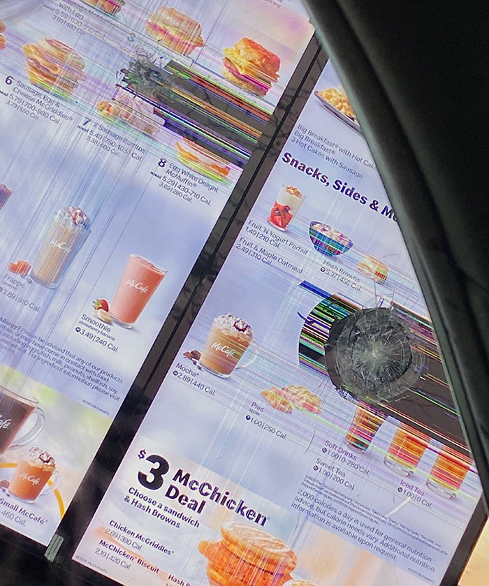 Potret restoran kacau Kacau Total! Ini 10 Penampakan Restoran yang Berantakan