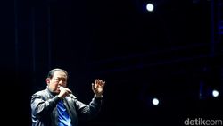Potret SBY Riuhkan Hari Pertama Pestapora 2024
