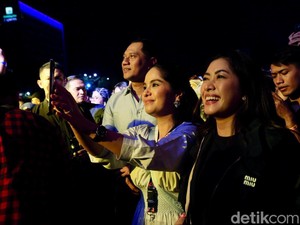 AHY dan Annisa Pohan Datang ke Pestapora Tonton SBY Tampil
