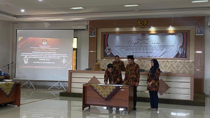 Rapat Pleno KPU Klaten