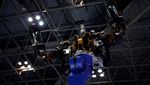 Robot Raksasa Jepang Unjuk Gigi Perbaiki Kabel Kereta, Tekan Kecelakaan Kerja