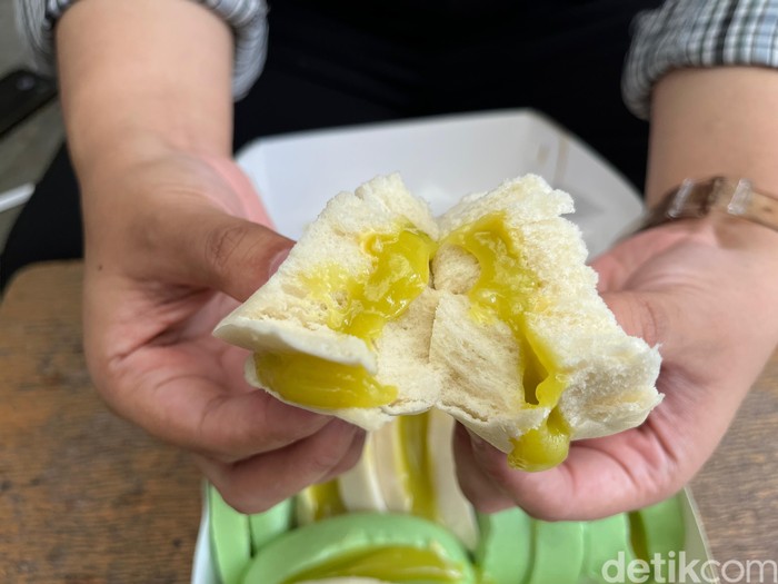 Roti Serikaya Tet Fai