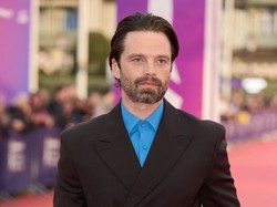 Sebastian Stan Bela Lawan Main yang Disebut Monster karena Kondisi Wajahnya