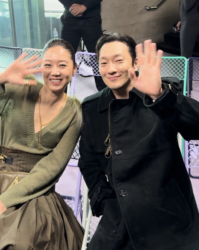 Keduanya menghadiri Burberry Spring/Summer 2025 show pada Senin (16/9/2024) waktu setempat. Foto: Instagram