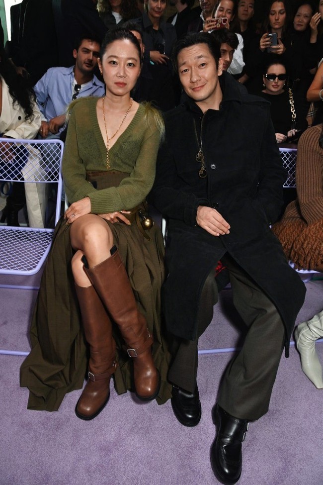 “Gong Hyojin - Son Sukku. Vibesnya pasutri old money banget. Bole lah drama bareng,” “Salah satu dream pairing sender, Son Sukku x Gong Hyojin~” “Apa aja yg penting drama bareng. Gas lah~” komentar sejumlah netizen. Foto: Instagram