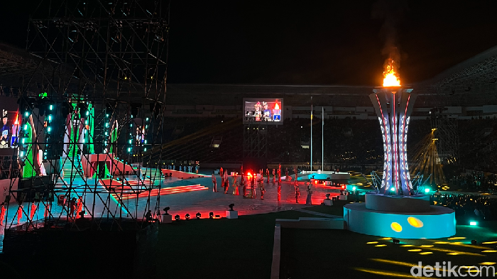 Suasana penutupan PON XXI di stadion utama Sport Center, Deli Serdang