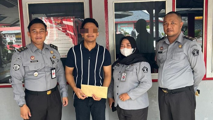 Tubagus Joddy, sopir mendiang Vanessa Angel bebas dari Lapas Jombang
