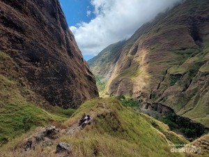 Selamat Datang di Jurassic Parknya Gunung Rinjani