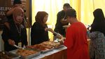 Warung Makan Gratis untuk Kurangi Kelaparan Warga Depok