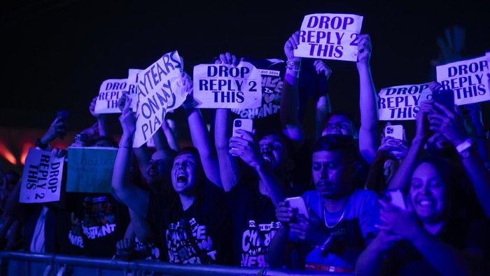Swedish singer Zara Larsson performs during the Rock in Rio music festival in Rio de Janeiro, Saturday, Sept. 14, 2024. (AP Photo/Bruna Prado)