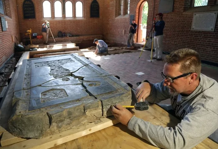 Batu nisan tertua di Amerika Serikat