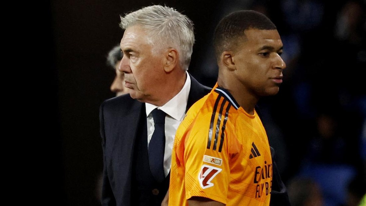 Carlo Ancelotti yakin pemain mau potong gaji jika jadwal dikurangi (REUTERS/Vincent West)