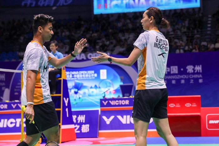 Dejan Ferdinansyah/Gloria Emanuelle Widjaja