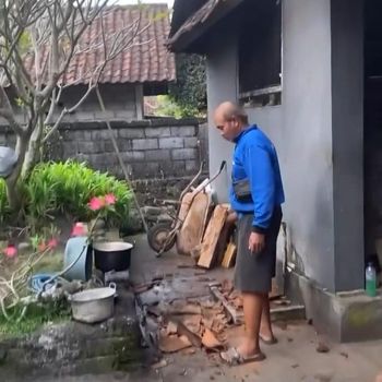 Gempa magnitudo (M) 4,8 terjadi di Gianyar, Bali dirasakan di sejumlah daerah. Dilaporkan ada pagar dari batu bata dan genting rumah yang rusak dampak gempa. (dok BMKG)