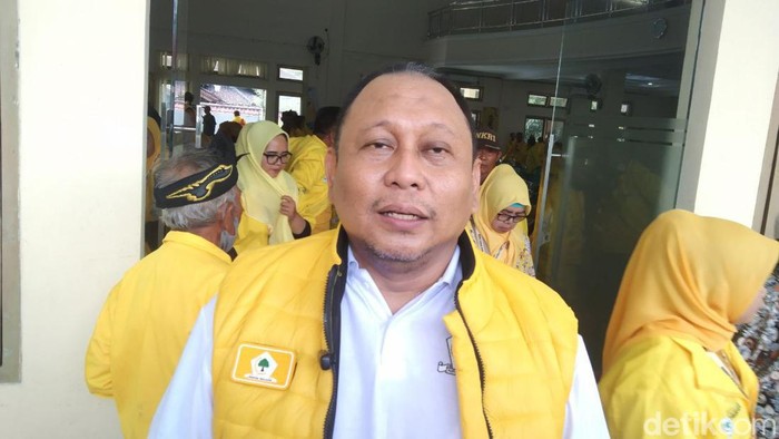Ketua DPD Partai Golkar Asep Eka Mulyana.