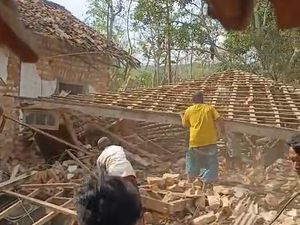 Ledakan Terjadi di Sumenep, Satu Rumah Rata dengan Tanah