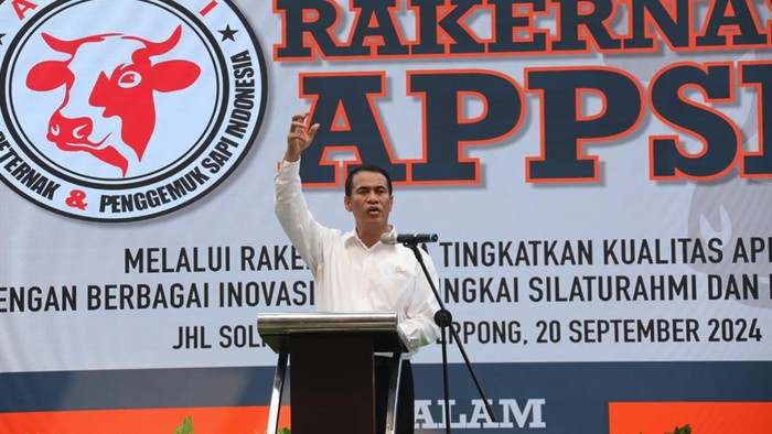 Menteri Pertanian (Mentan) Andi Amran Sulaiman mengajak Asosiasi Peternak dan Penggemuk Sapi Indonesia (APPSI) mendukung penuh program makan bergizi gratis.