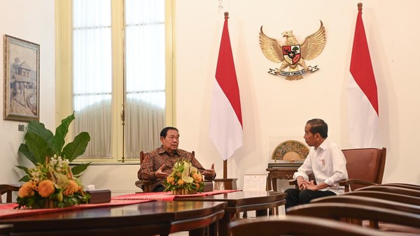Momen SBY dan Jokowi Bertemu di Istana Merdeka