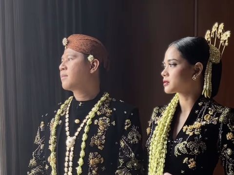 Nino RAN & Dhabitannisa Nino RAN & Dhabitannisa