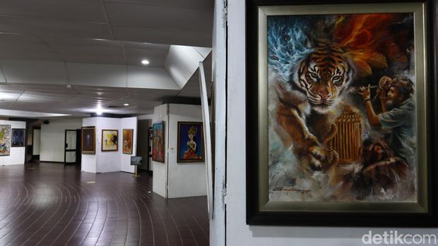 Pameran seni rupa bertajuk Jogja Art Exhibition Oldies Baby Boomers & Gen X Artist di Museum Monjali, Sleman, DIY, Sabtu (21/9/2024).