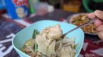 Nostalgia Pangsit Goreng Viral yang Populer Saat Pandemi