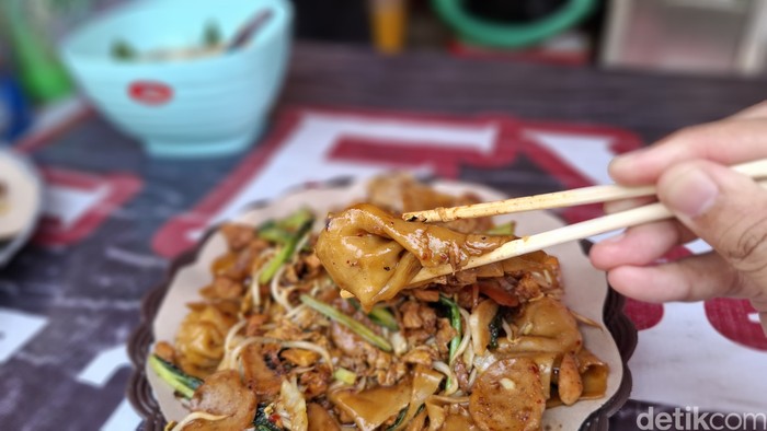 Pangsit Goreng Lek Gino Pangsit Lek Gino Beromzet Rp 15 Juta Saat Pandemi, Kini Begini Kabarnya