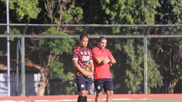 Pelatih Kepala baru Semen Padang FC Eduardo Almeida.