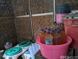 Brem, Minuman Beralkohol Tradisional dari Desa Adat Bayan Lombok