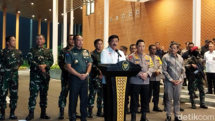 Pilot Susi Air, Philip Mark Mehrtens, telah tiba di Bandara Halim Perdanakusuma. Pemerintah Indonesia langsung menyerahkan Philip ke pemerintah Selandia Baru. (Kurniawan F/detikcom)