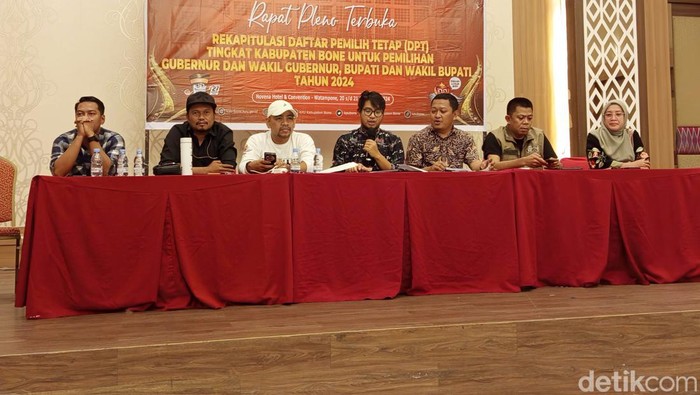 Pleno KPU Bone.