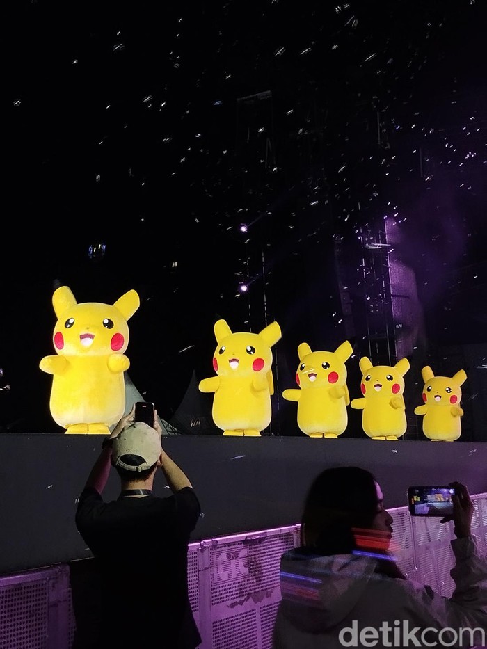 Atraksi drone di Pikachus Indonesia Journey Jakarta.