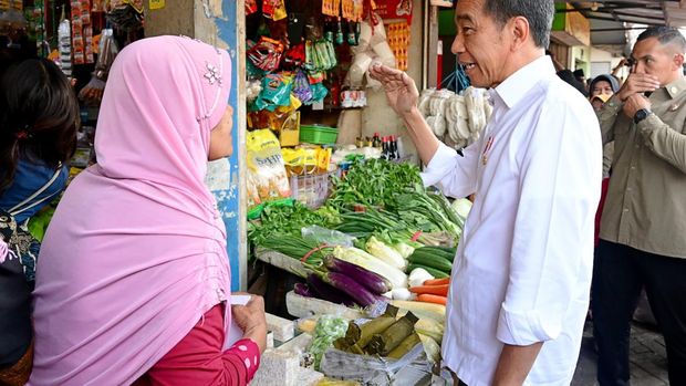 Presiden di pasar dukuh kupang