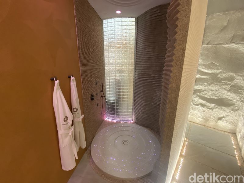 Spa Karya Vivianne Faye di The Colours of Indonesia (TCOI) 2024 bertema 'Summer Home'.