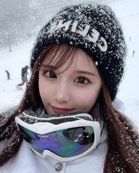 X/Nyairin_518