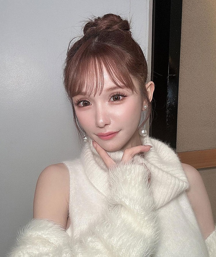 X/Nyairin_518