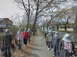 10 Penampakan Misterius di Google Street View yang Bikin Merinding