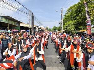 1.500 Anak Menari Remo Iringi Kirab Sawunggaling Babat Suroboyo