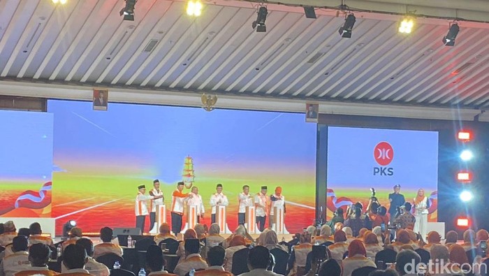 Acara penutupan Rakernas PKS di Jakarta Pusat, Minggu (22/9/2024). (Wildan/detikcom)