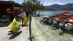 Aksi Bersih-bersih Sampah di Hari Pantai Sedunia