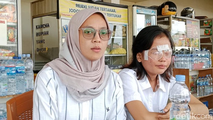Berlian dan bibinya, Balqis saat mendatangi RS Bhayangkara Palembang pada bulan lalu
