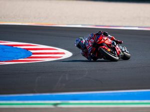 Momen Bastianini Salip Martin di Last Lap MotoGP Emilia Romagna