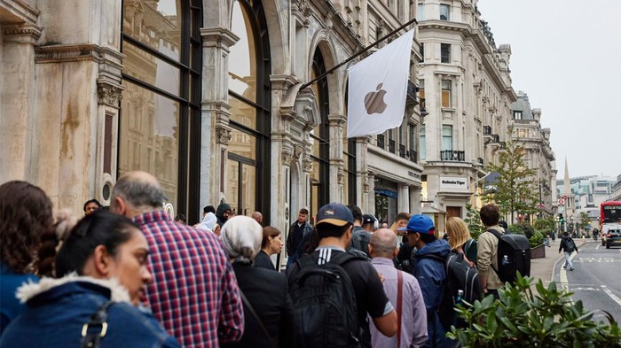 iPhone 16 di Apple Store