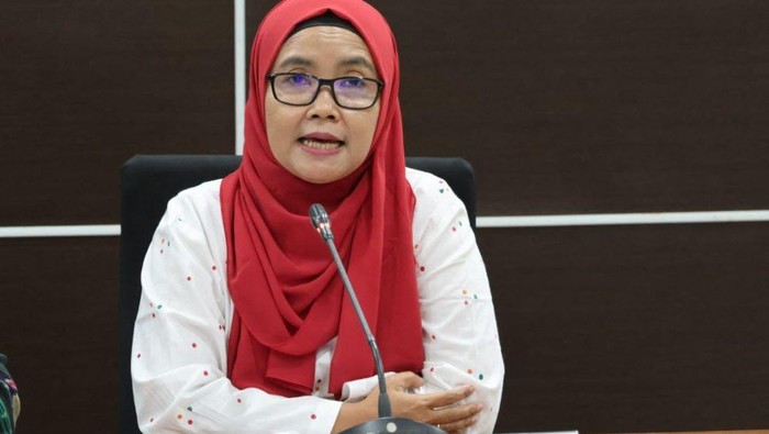 Komisioner Komnas Perempuan Siti Aminah Tardi