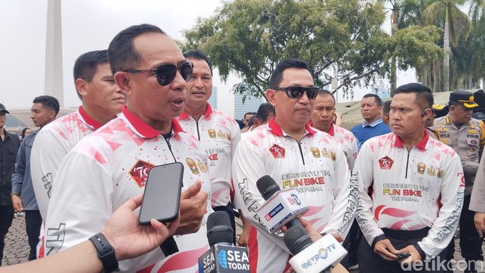 Panglima TNI Jenderal Agus Subiyanto dan Kapolri Jenderal Listyo Sigit Prabowo. (Maulana/detikcom)